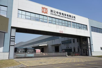 Elektriniai autobusai keliauja į ateitį: technologinės naujovės skatina ekologiškas keliones mieste