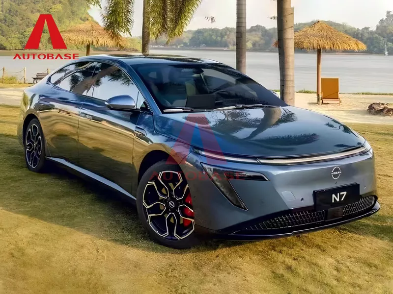 „Nissan N7“